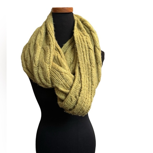 LUXURY WOODEN SHIPS WOOL TUBE SCARF infinity mustard color mohair blend unisex - Picture 1 of 14